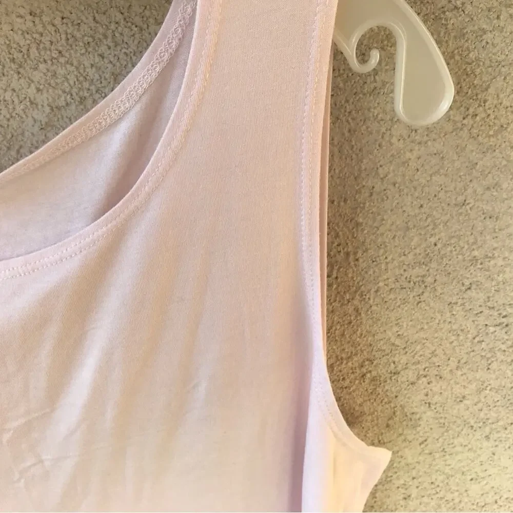 Layers by Lori Goldstein Baby Pink   SzXL Sleevelesss Curved Hem